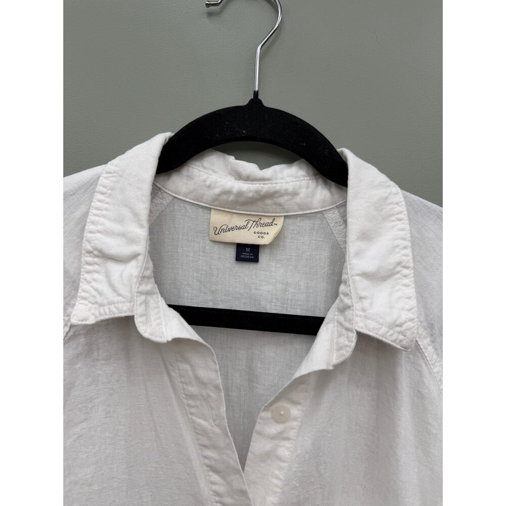 Universal Thread White Oversized Button Down Shirt Medium Coastal Grandma - Picture 3 of 4